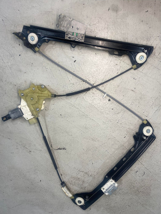 BMW 3 SERIES E93 E92 RIGHT WINDOW REGULATOR 0130822403
