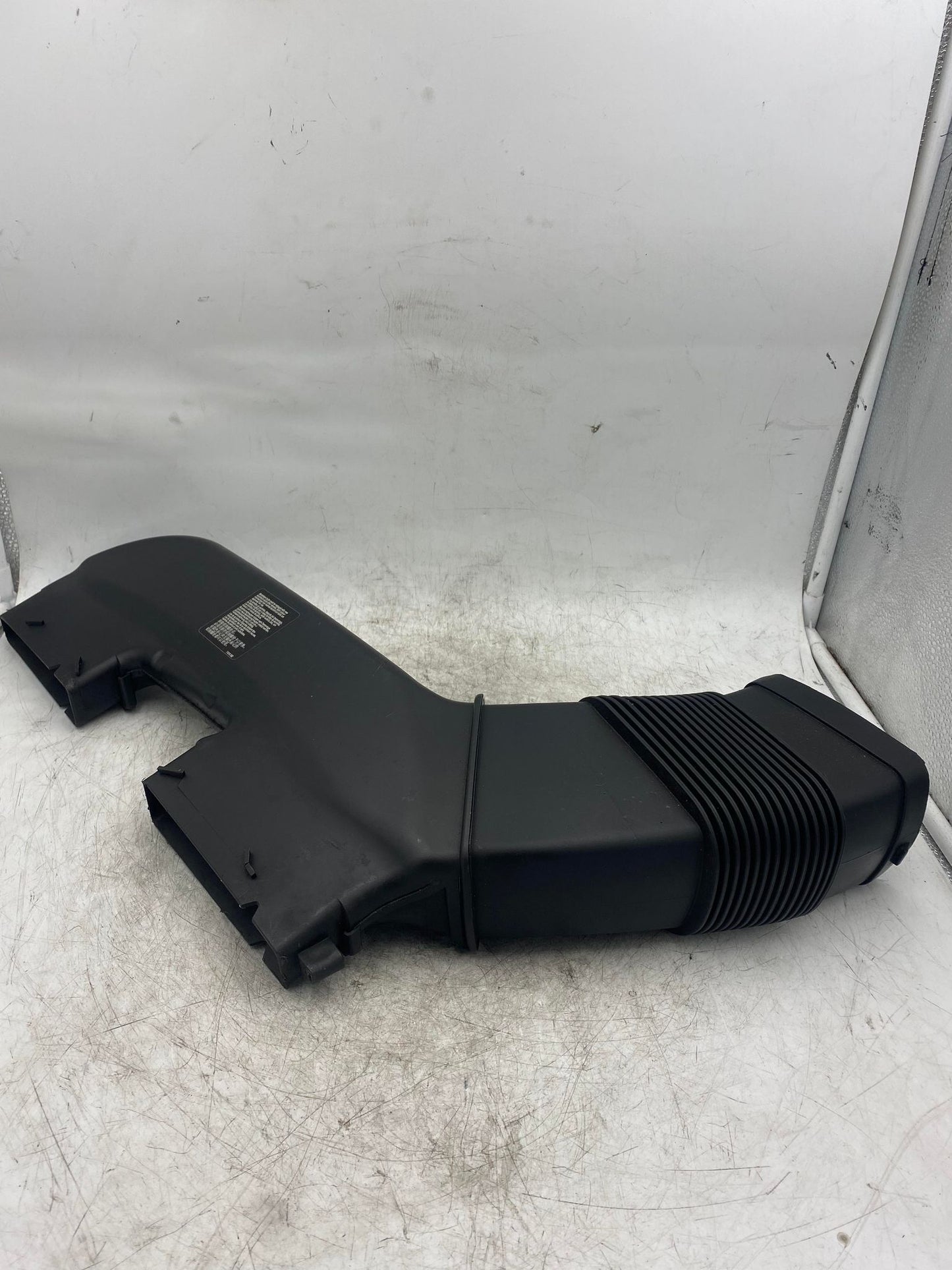 BMW 1 3 SERIES N54 AIR INTAKE DUCT 7541737