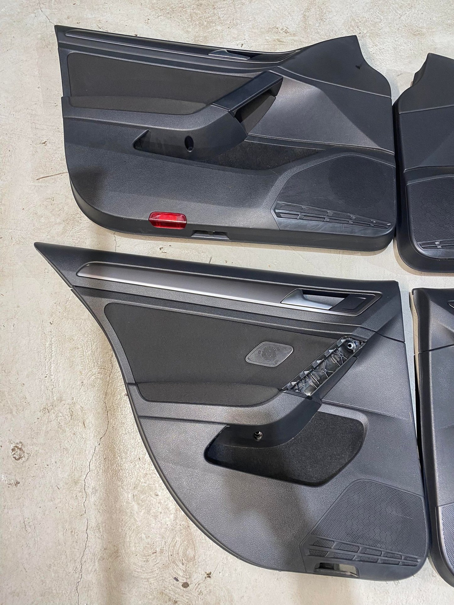 VW GOLF MK7 FRONT AND REAR DOOR CARD SET