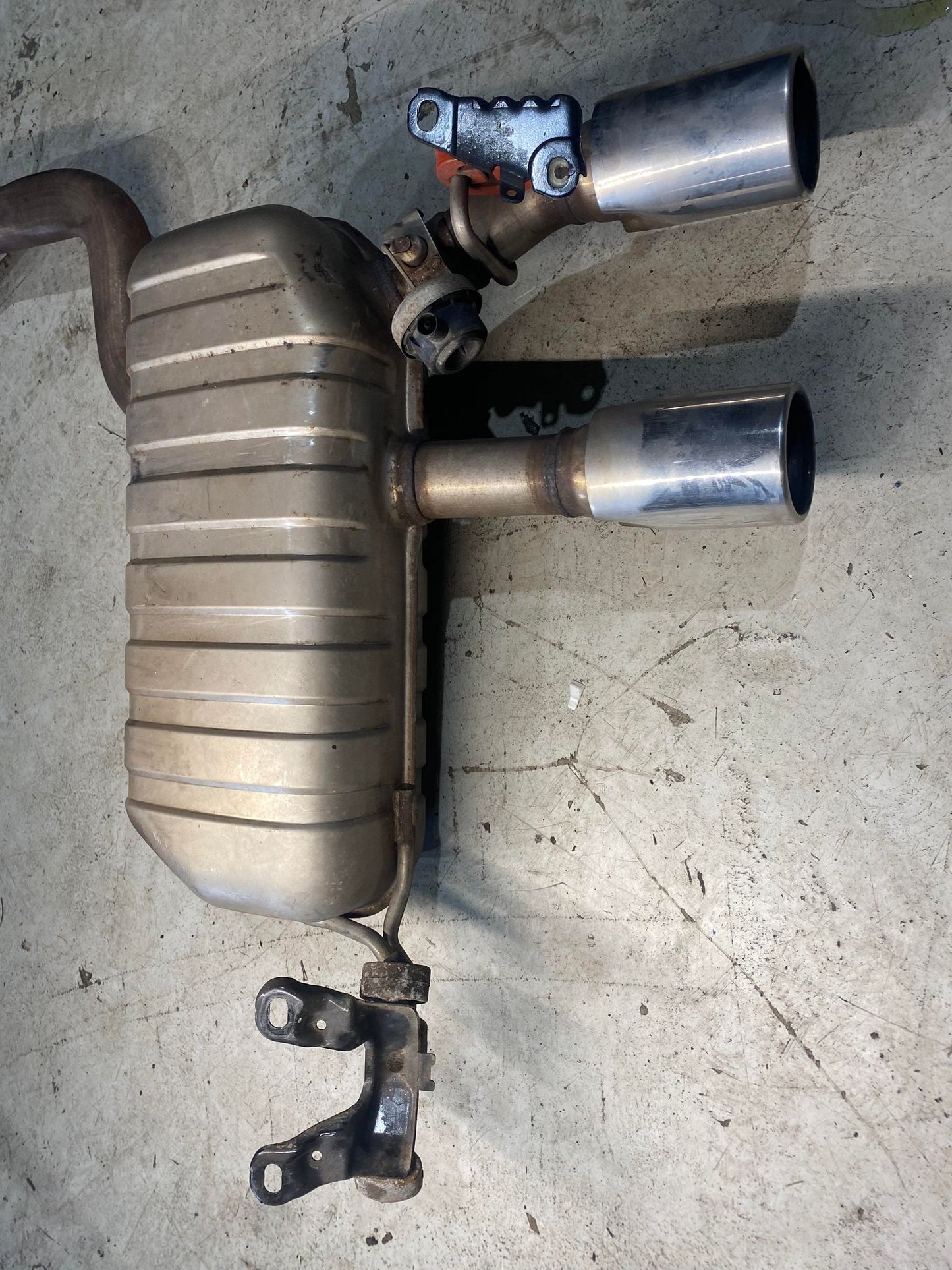 VW GOLF MK5 R32 FULL STOCK EXHAUST SYSTEM