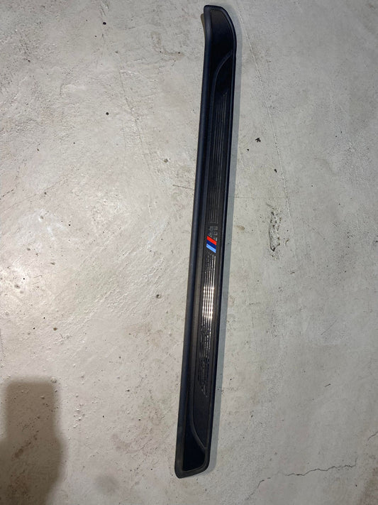 BMW 1 SERIES E82 E88 M-SPORT RIGHT DOOR SILL