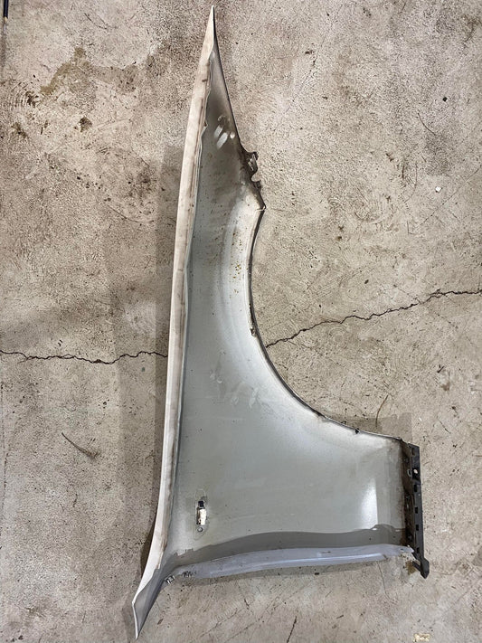 BMW 1 SERIES E82 E87 E88 FRONT LEFT GUARD WHITE