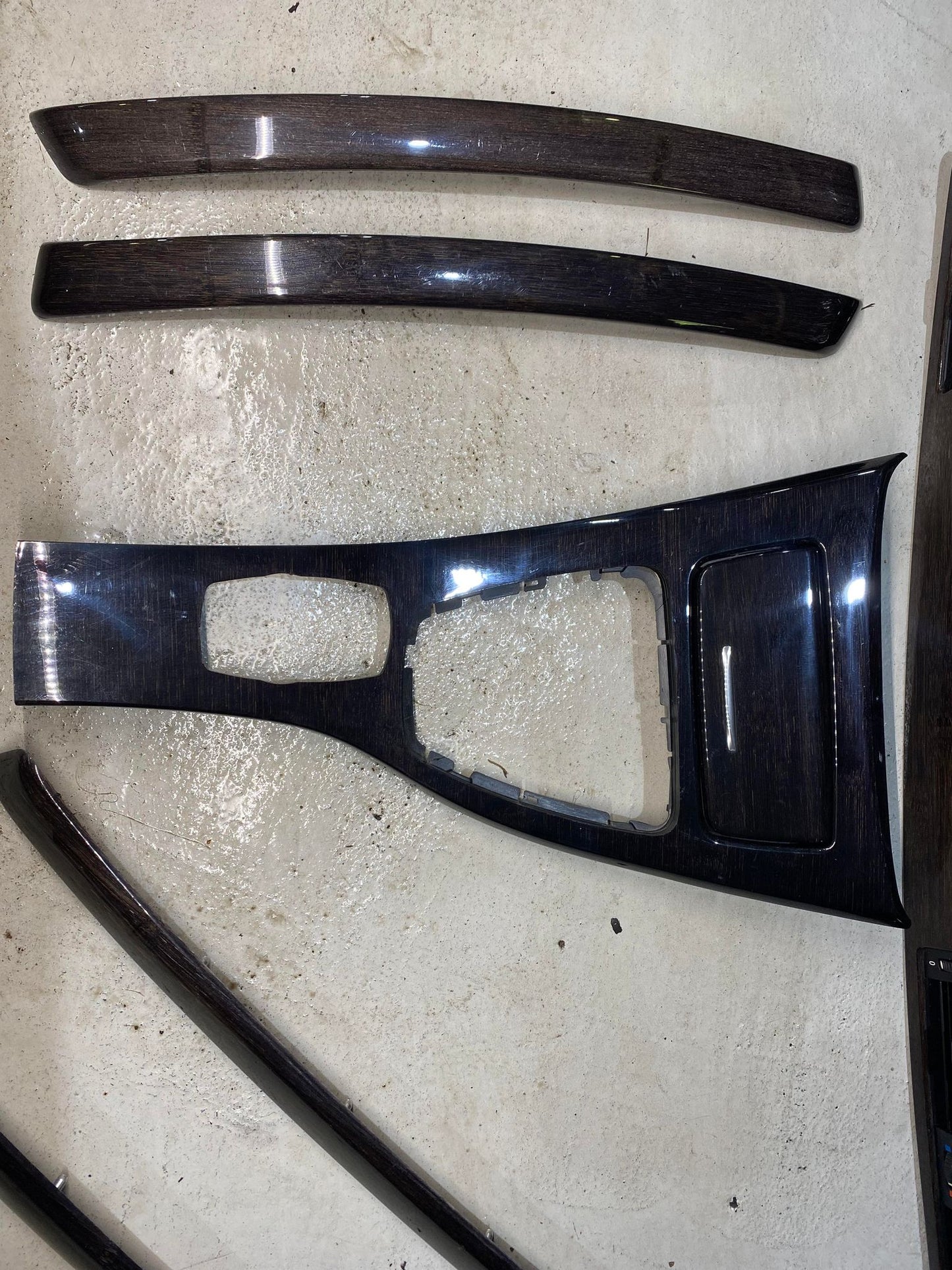 BMW 3 SERIES E92 E93 DARK WOODGRAIN TRIM SET W/CIC CUT OUT