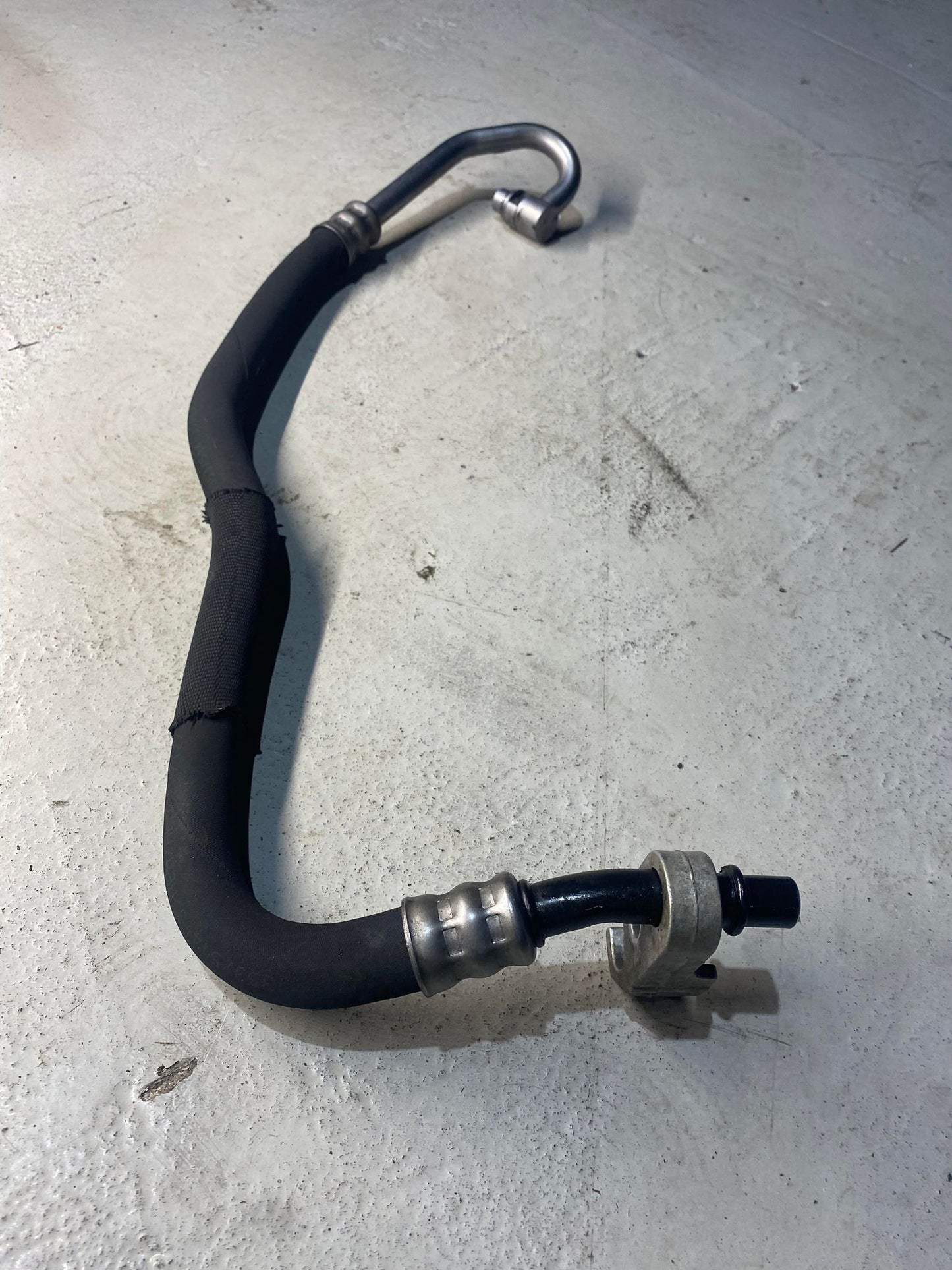 BMW 1 3 SERIES N54 N55 OIL COOLER LINE 7567207