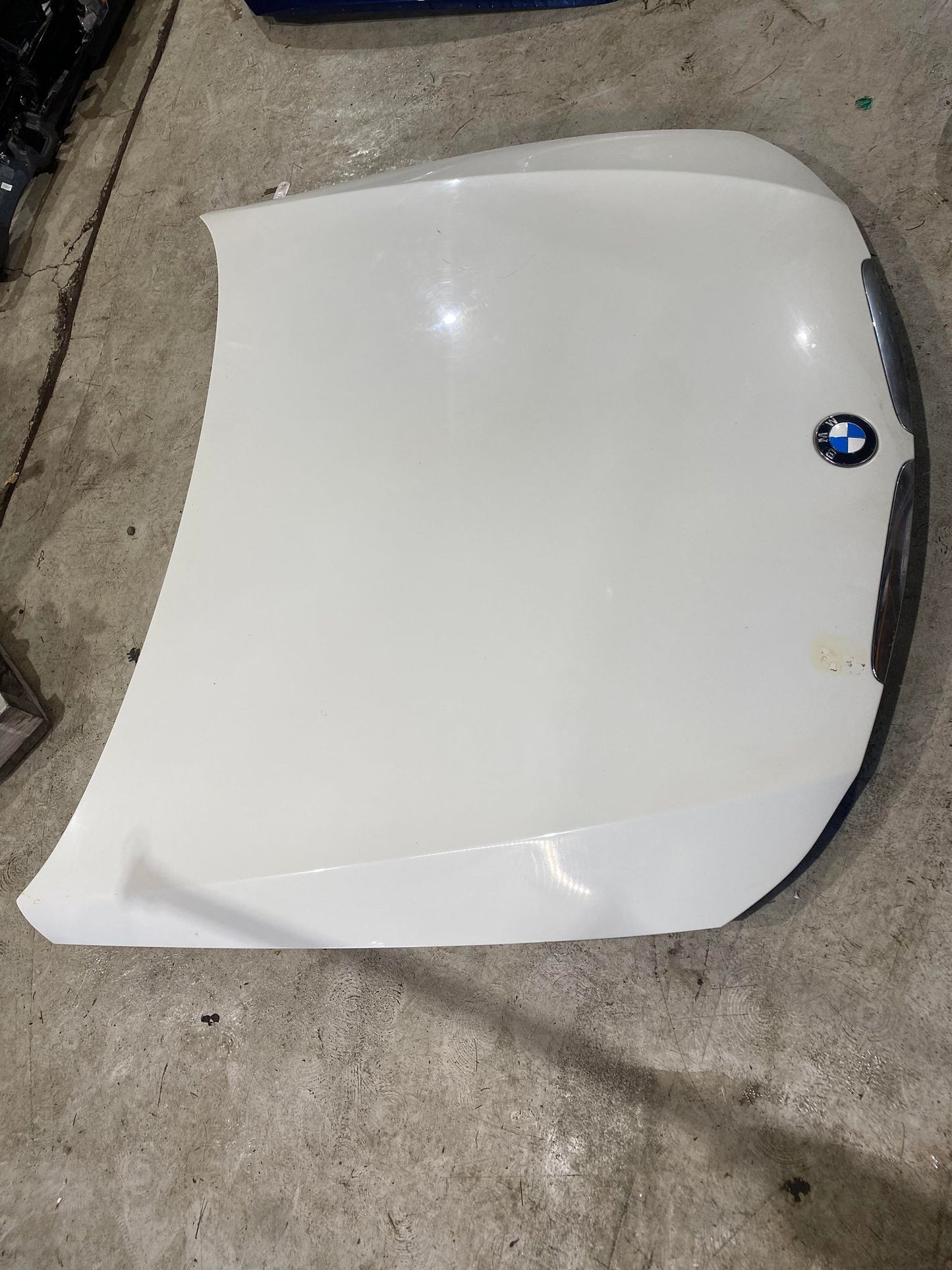 BMW 3 SERIES E90 PRE LCI FRONT BONNET WHITE