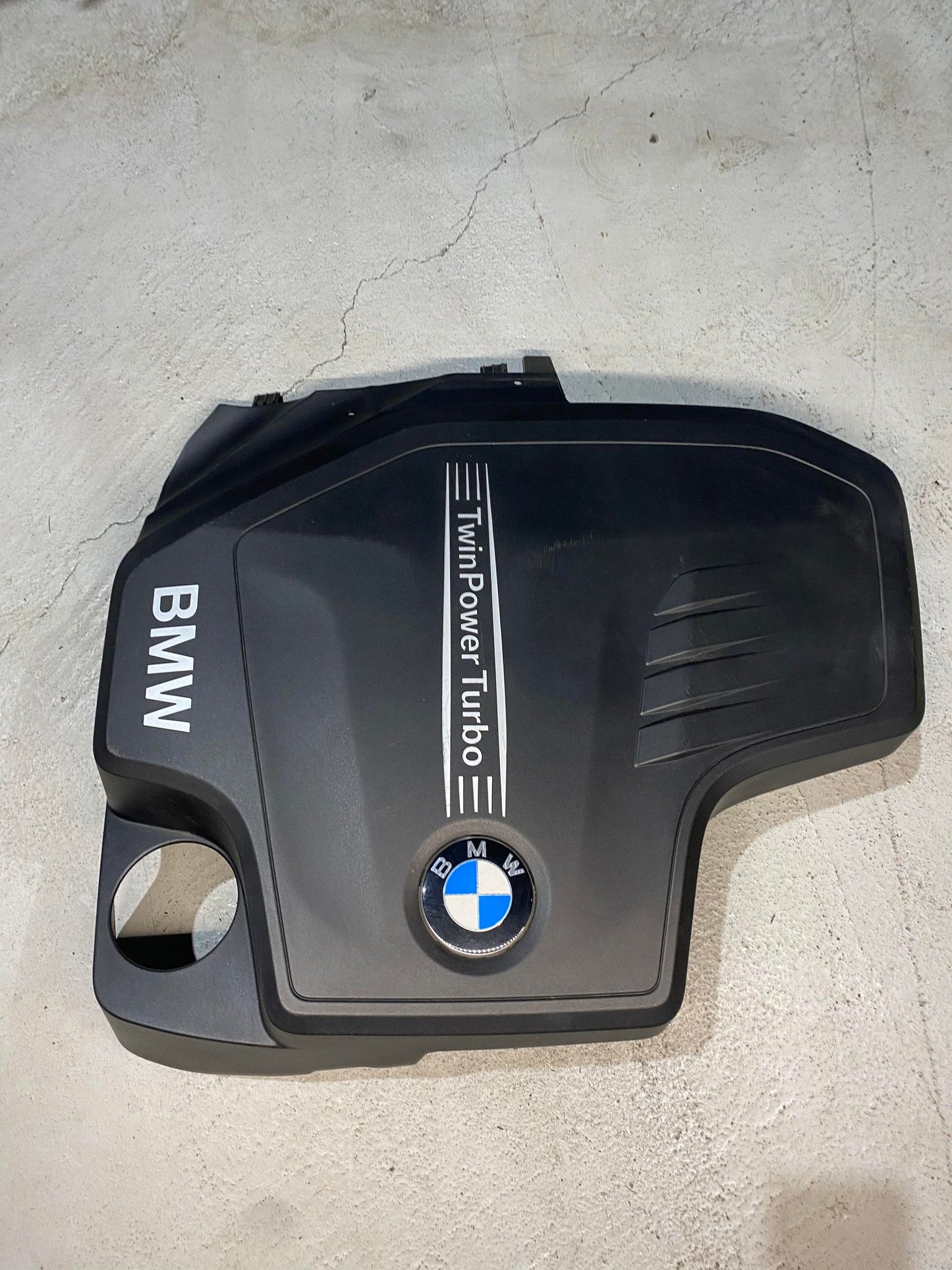 BMW 1 2 3 4 SERIES F20 F22 F30 F31 F32 N20 ENGINE COVER 8610473