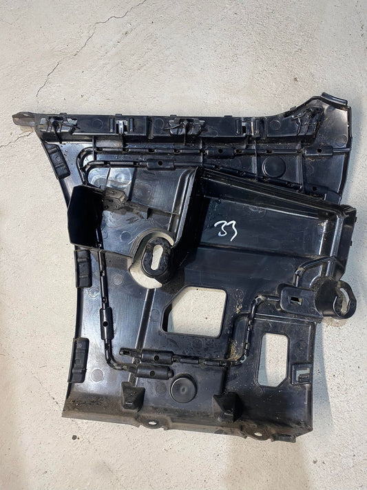 BMW 4 SERIES F32 F33 F36 REAR RIGHT BUMPER BRACKET 7285562