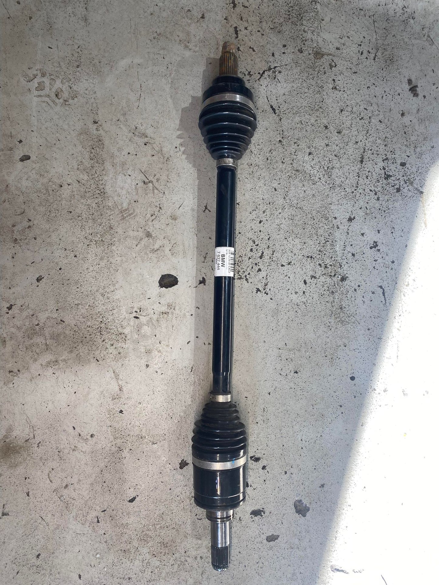 BMW 1 2 3 4 SERIES F20 F22 F30 F32 REAR RIGHT DRIVESHAFT 7637444