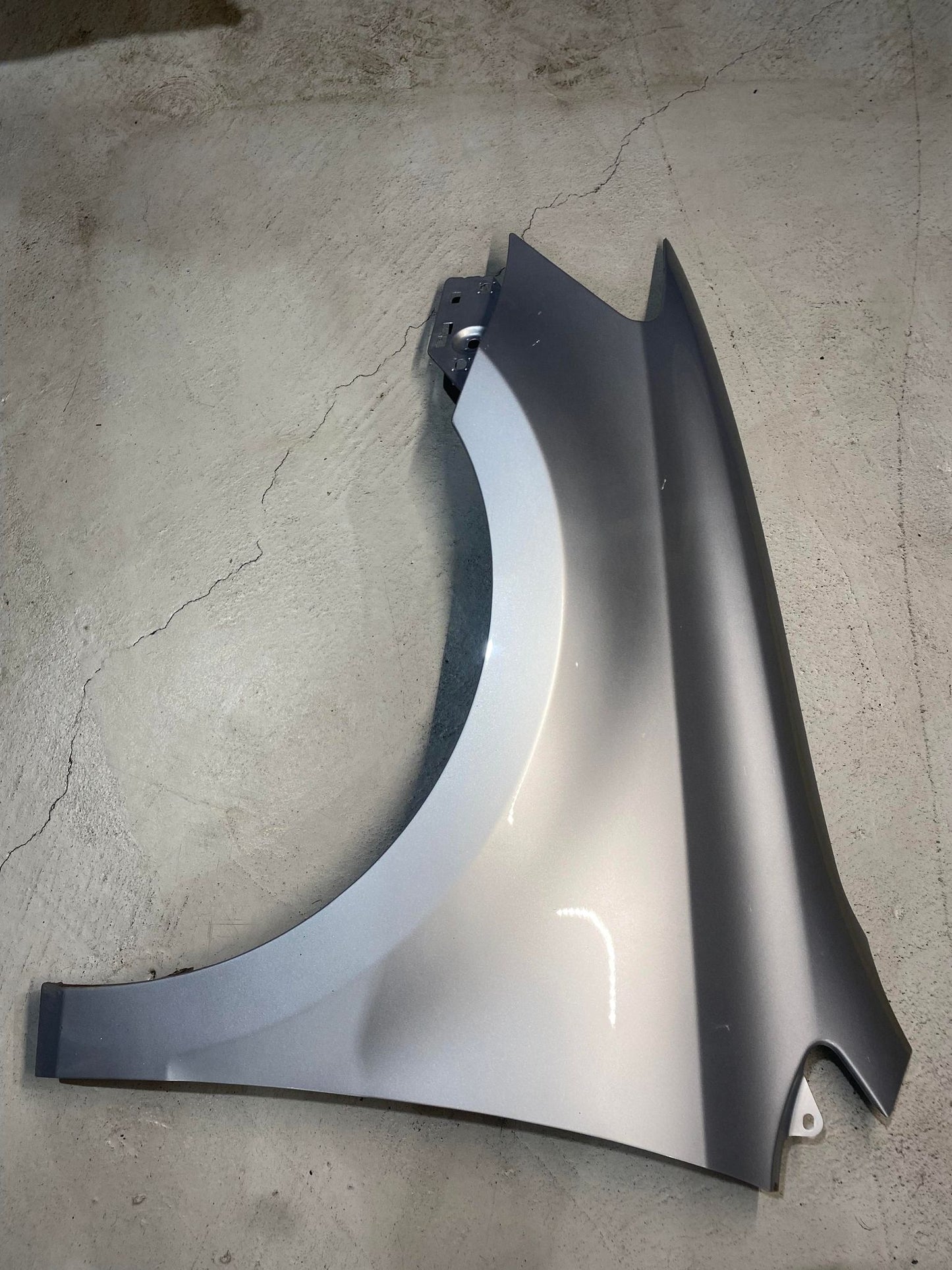 VW POLO 6R FRONT LEFT GUARD GREY