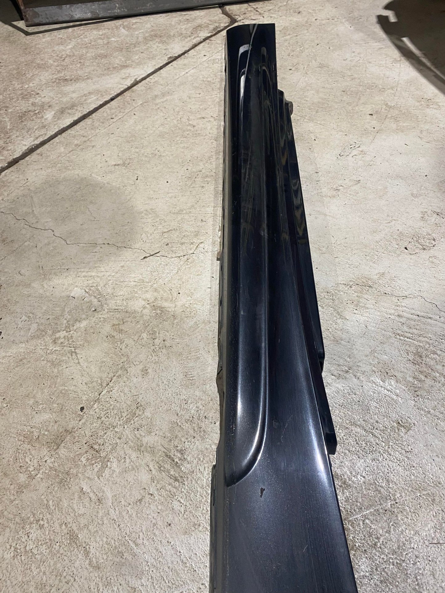 BMW 1 SERIES E88 E82 M-SPORT RIGHT SIDE SKIRT 97637401