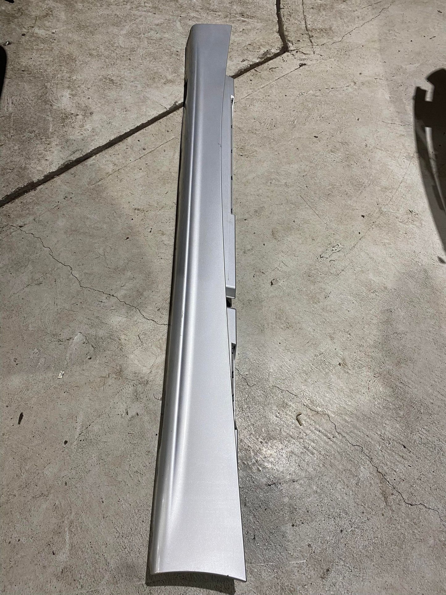 BMW 1 SERIES E87 LEFT NON M-SPORT SIDE SKIRT