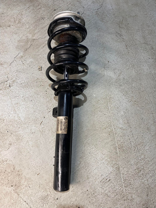 BMW 1 SERIES E88 FRONT LEFT SHOCK ABSORBER 6786025