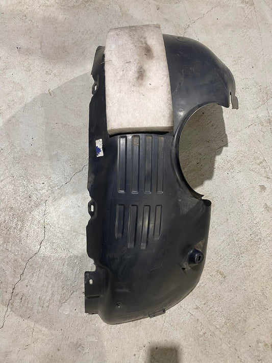 VW GOLF MK7 FRONT RIGHT ARCH LINER  5G0805978