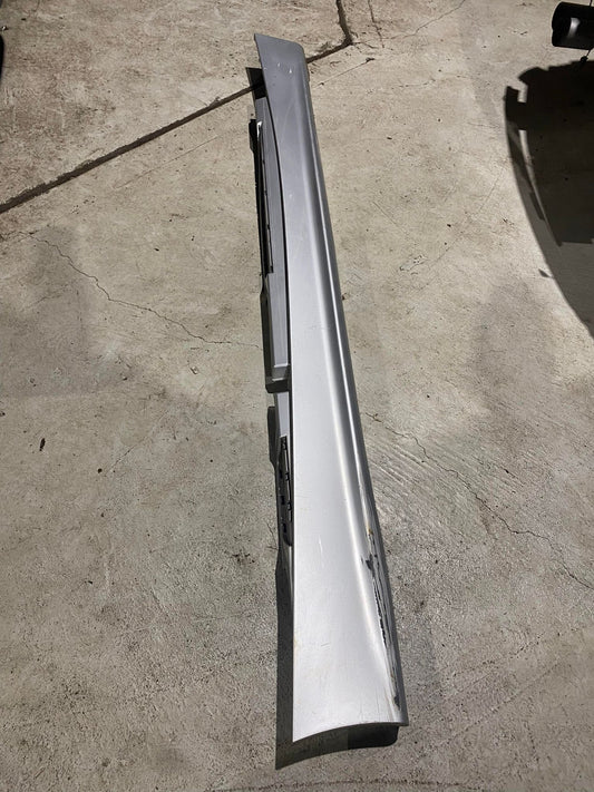 BMW 1 SERIES E87 RIGHT NON M-SPORT SIDE SKIRT