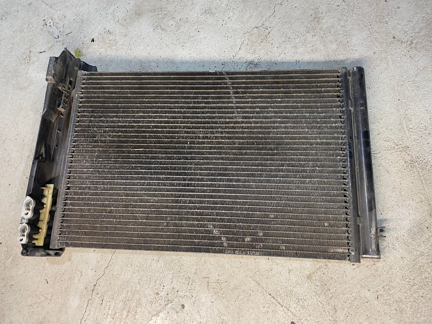 BMW 1 3 SERIES N47 AIR CONDITIONING RADIATOR 6930038