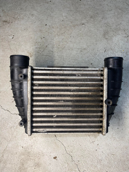 AUDI A4 FRONT RIGHT INTERCOOLER 8E0145806