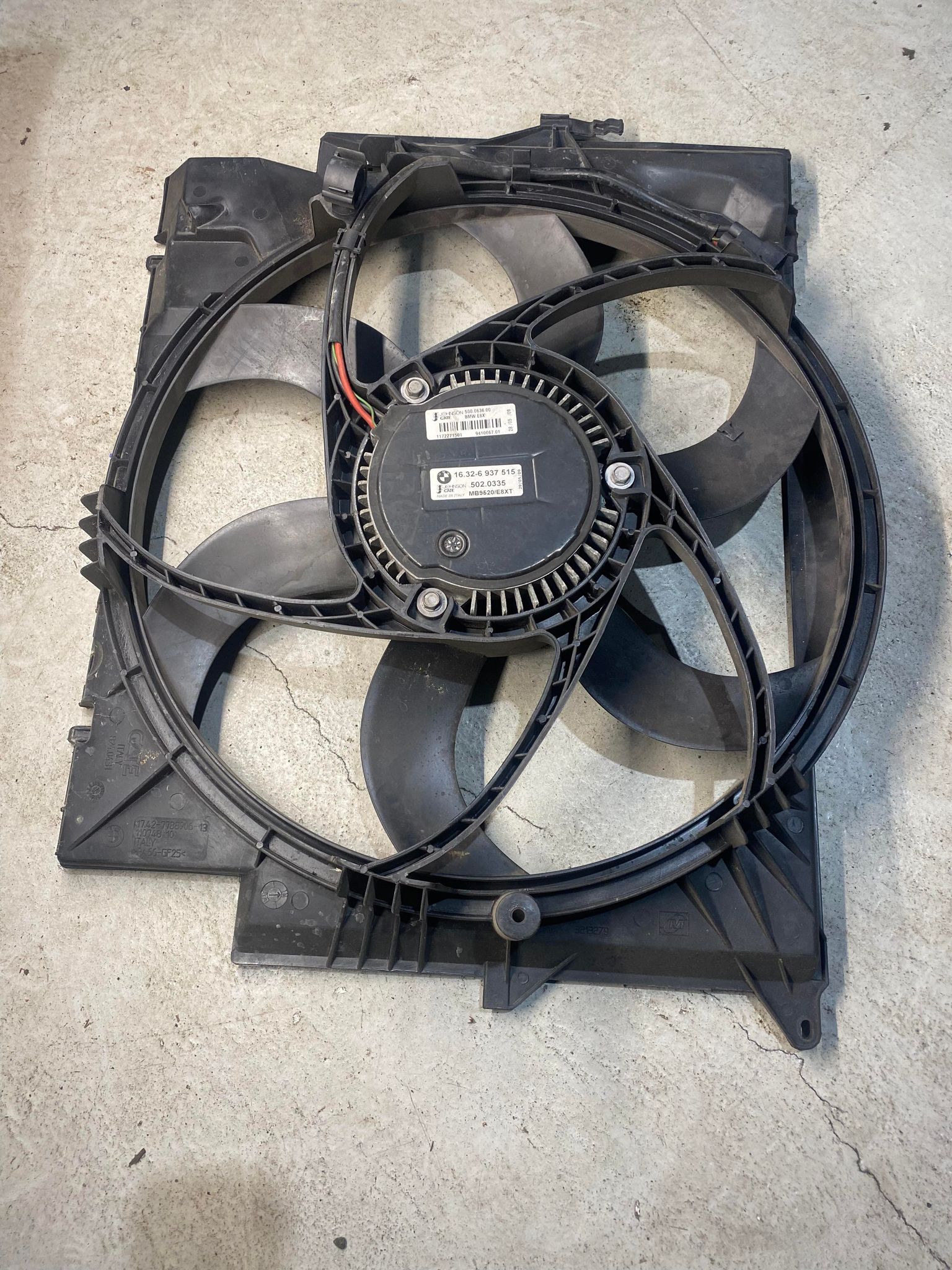 BMW 3 SERIES E90 320I RADIATOR COOLING FAN 6937515 – LRI Autoparts