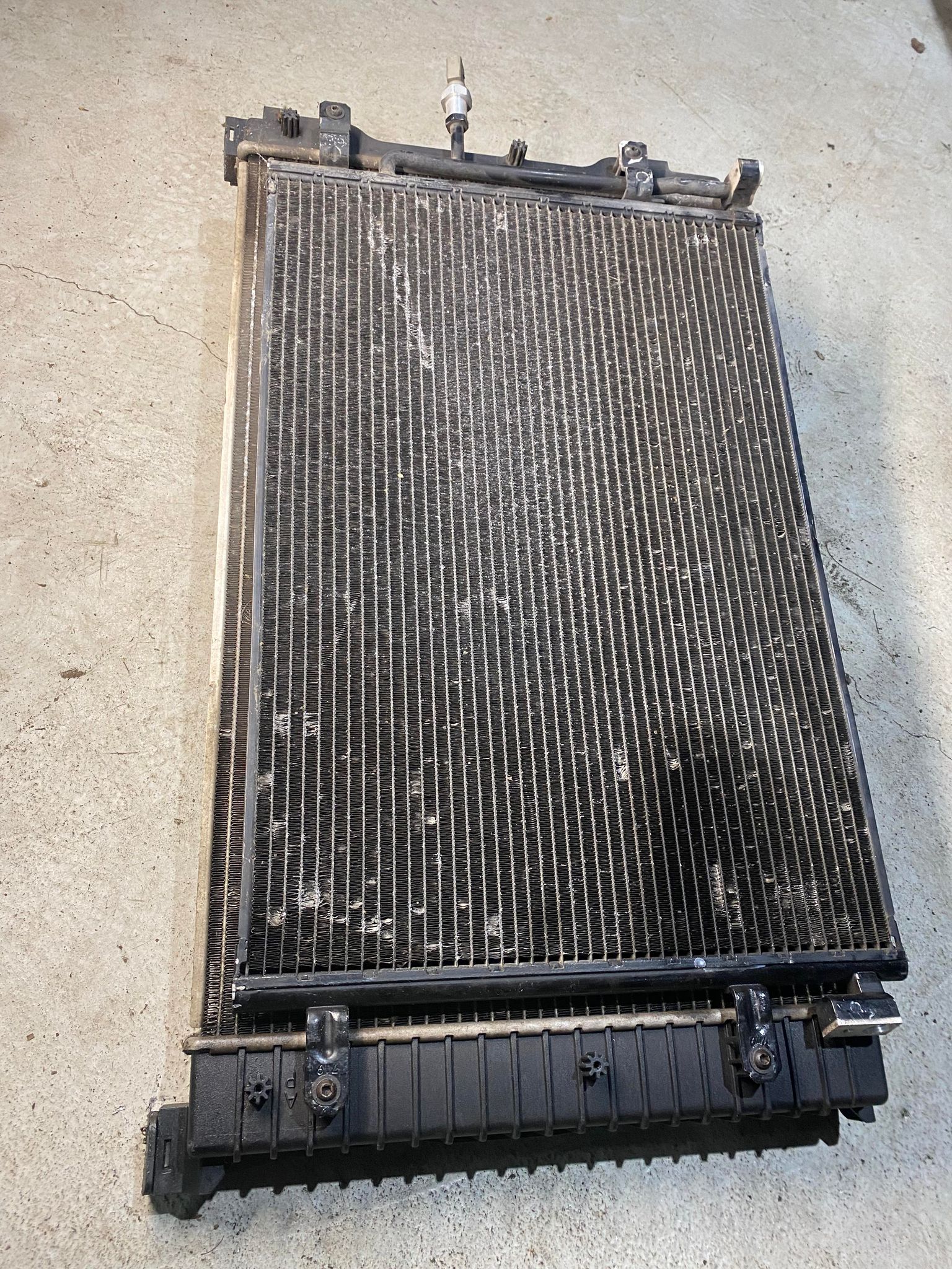 AUDI A4 2.0L FRONT ENGINE AND AIR CONITIONING COOLING RADIATORS 8E0121 ...