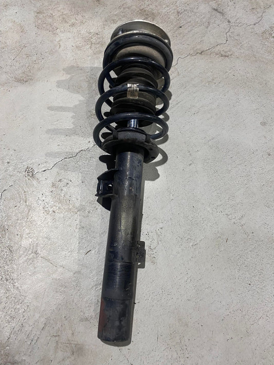 BMW 1 SERIES E88 FRONT RIGHT SHOCK ABSORBER 6786024