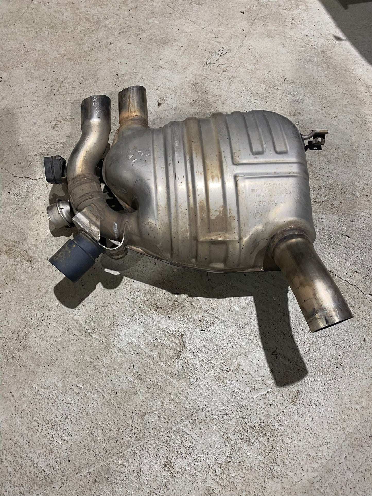 BMW 1 SERIES 130I REAR MUFFLER 7541997