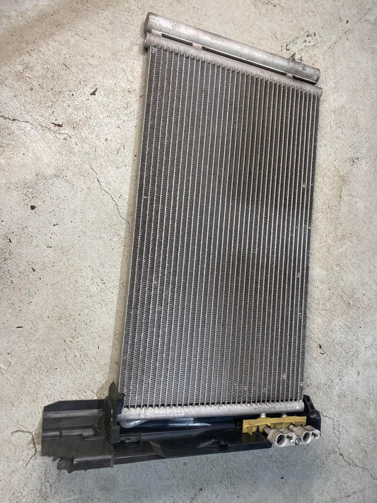 BMW 3 SERIES E90 DIESEL 320D ENGINE COOLING RADIATOR 9206296