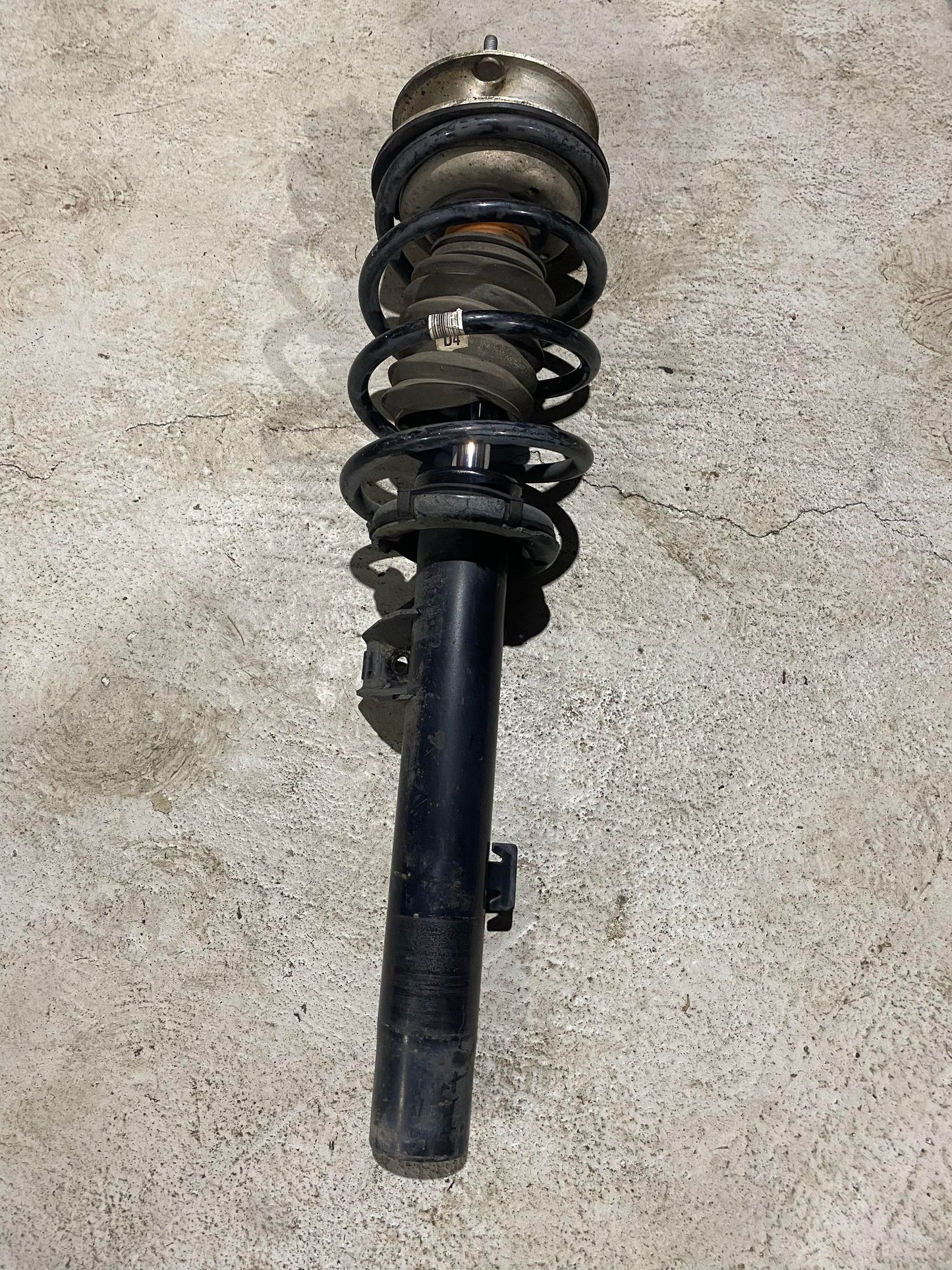 BMW 1 SERIES E87 FRONT RIGHT SHOCK ABSORBER 8036006