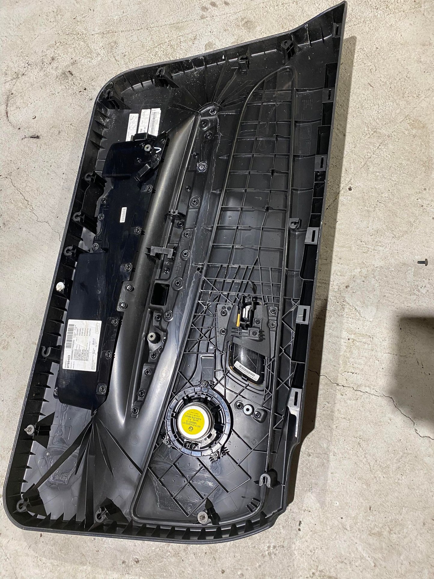 BMW 1 SERIES E82 E88 FRONT RIGHT DRIVERS DOOR CARD