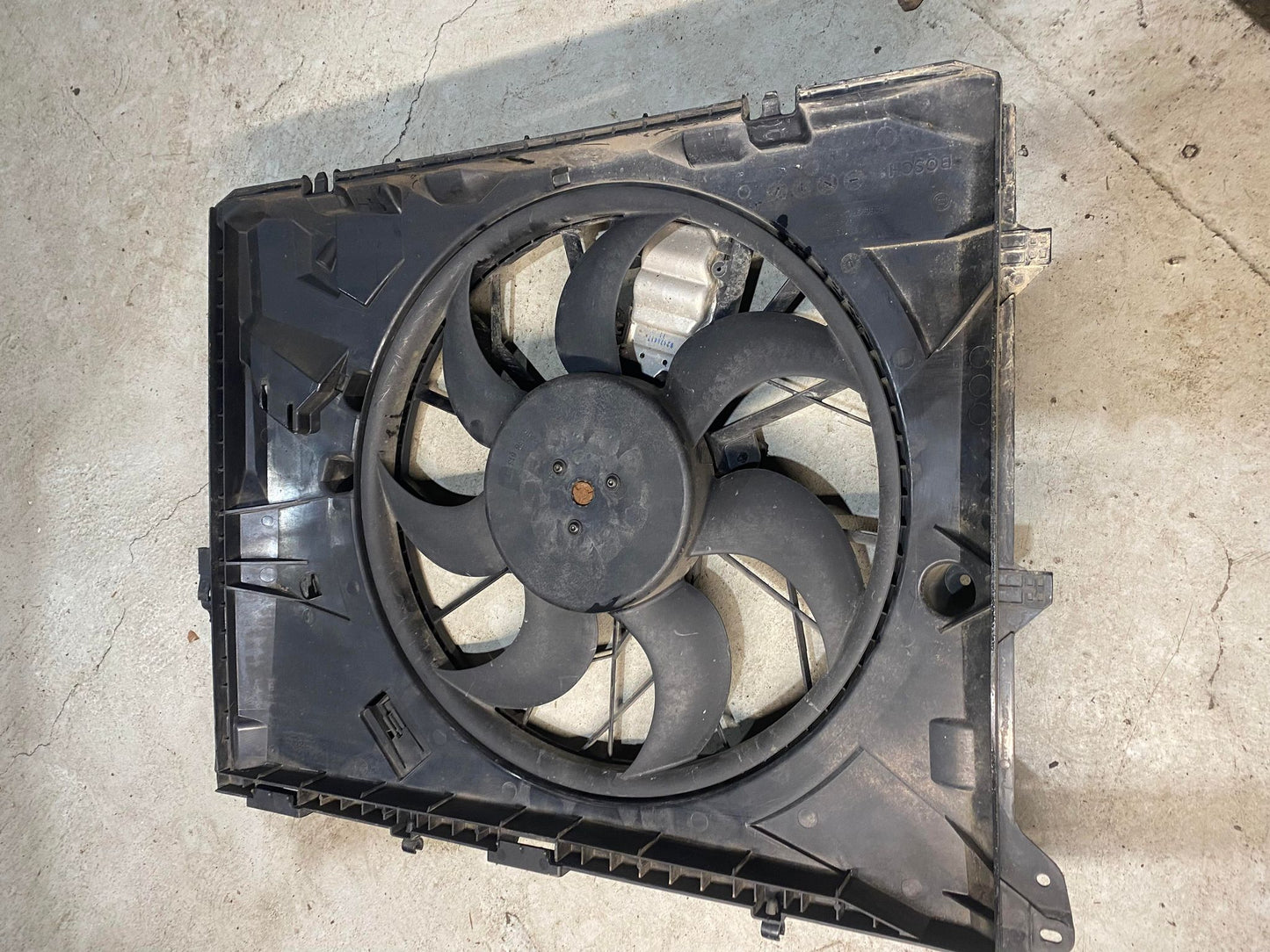 BMW 1 3 X SERIES N46 RADIATOR COOLING FAN 7563259