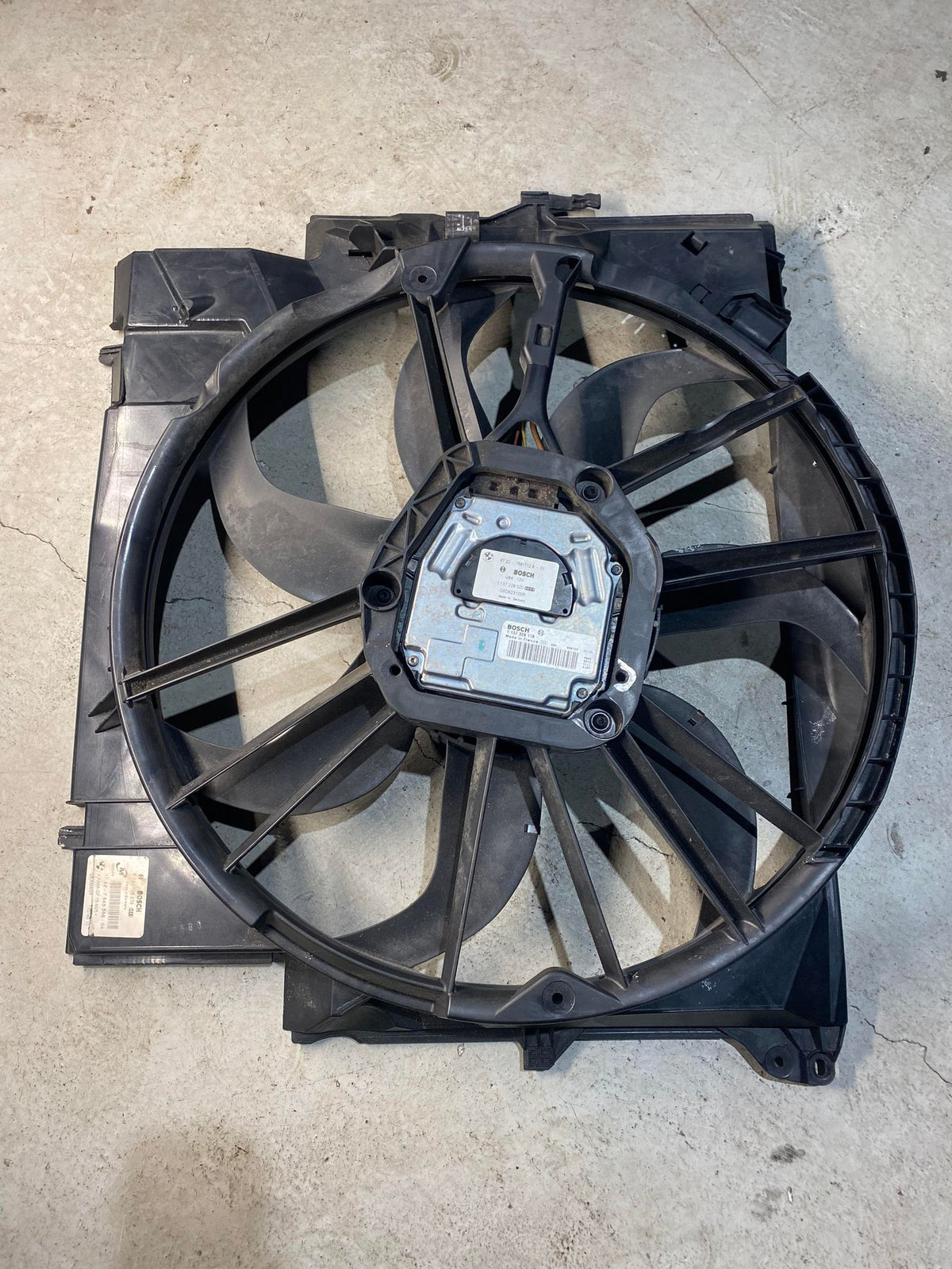 BMW 1 3 X SERIES N47 N54 N55 RADIATOR COOLING FAN 7545366