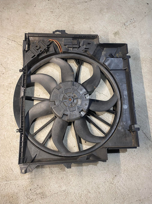 BMW 1 3 X SERIES N47 N54 N55 RADIATOR COOLING FAN 7545366