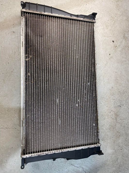 BMW 3 SERIES E90 320D ENGINE COOLING RADIATOR 781023903