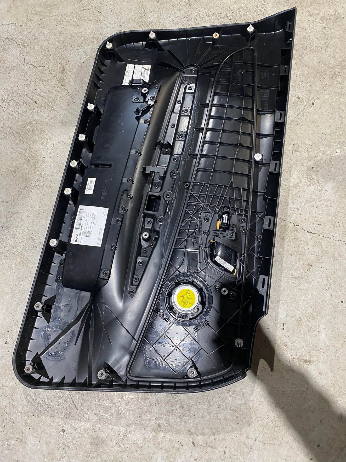 BMW 1 SERIES E88 E82 FRONT RIGHT DRIVERS DOOR CARD