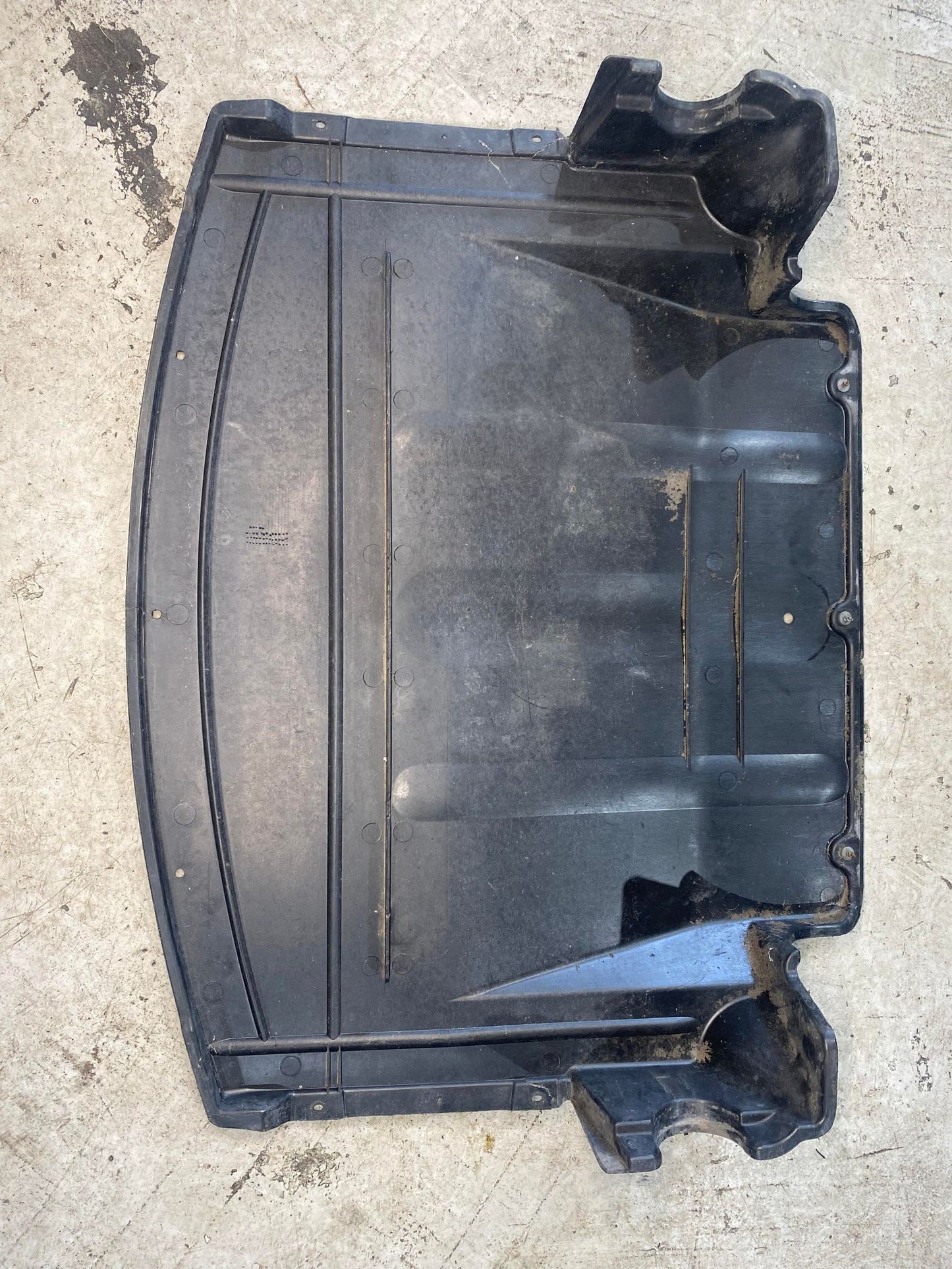 BMW 3 SERIES E46 ENGINE COVER UNDERTRAY 8268344