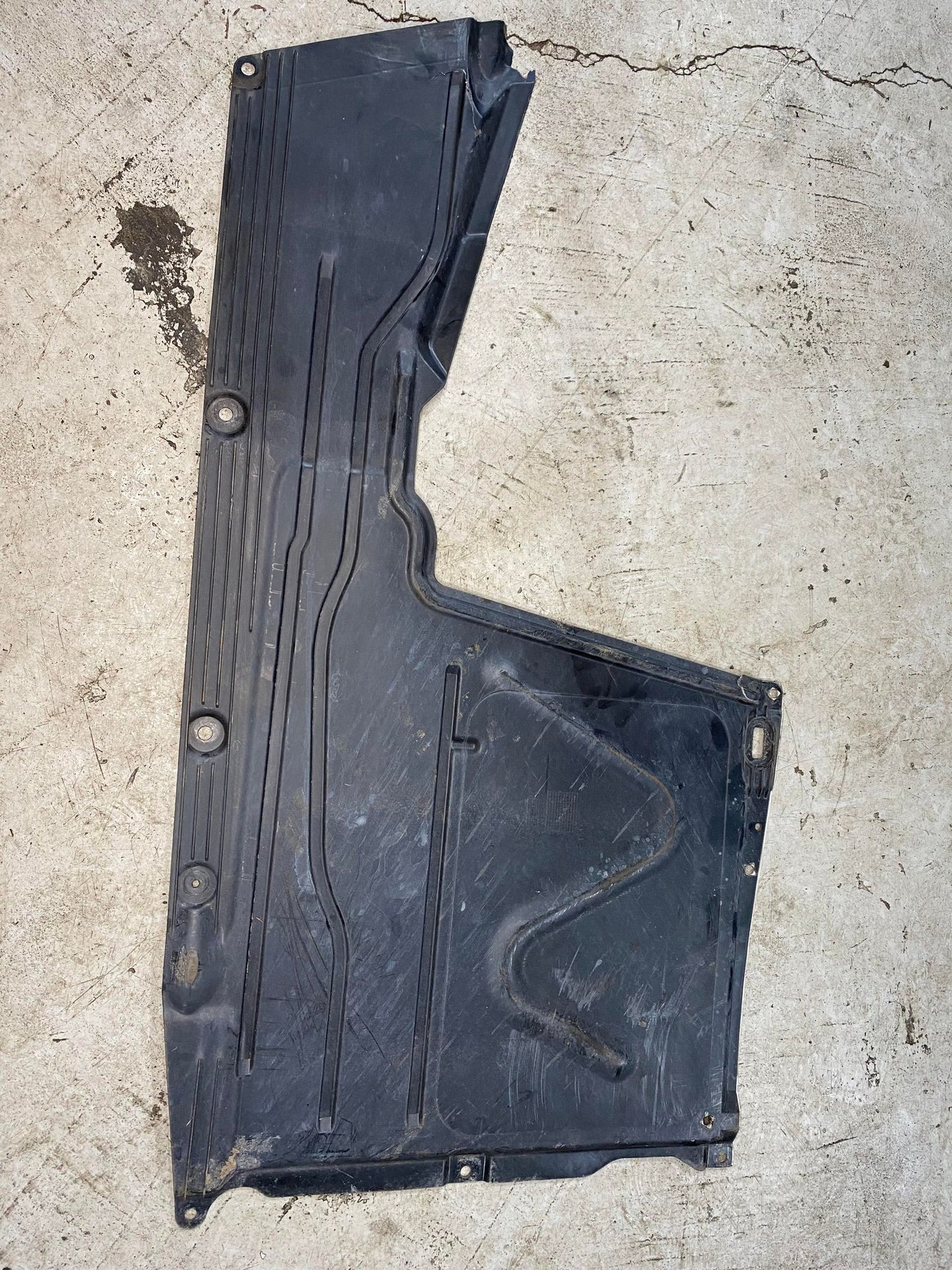 BMW 1 2 3 4 SERIES LEFT SIDE UNDERTRAY 7241831