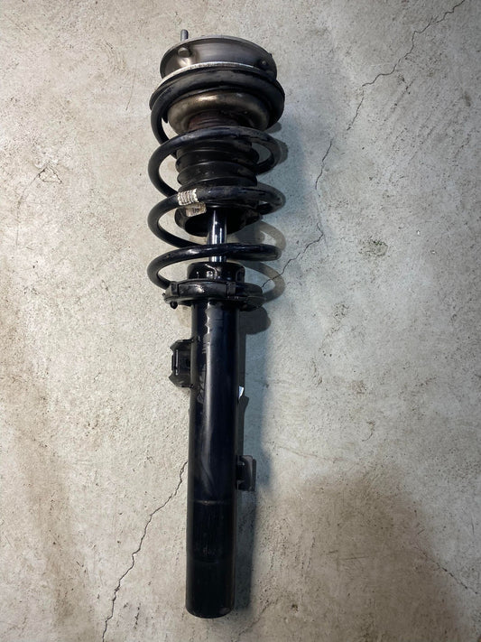 BMW 3 SERIES E90 E92 E93 FRONT RIGHT SHOCK ABSORBER 6796160