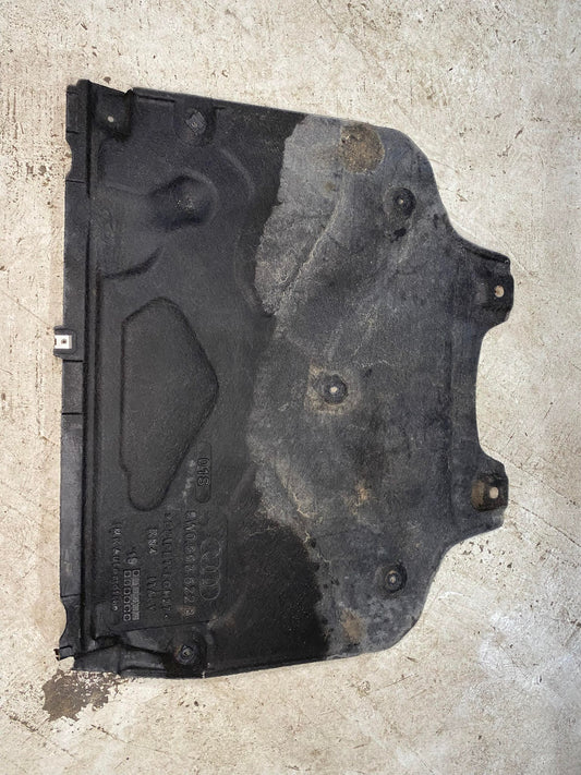 AUDI A4 B9 FRONT UNDERTRAY 8W0863822