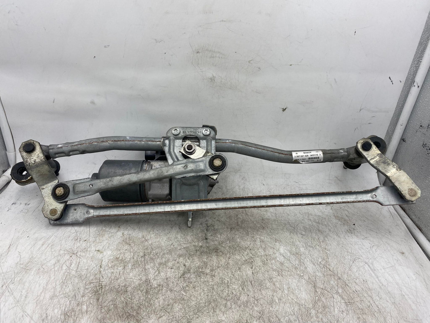 AUDI A3 8P WINDSCREEN WIPER MOTOR 8P2955119