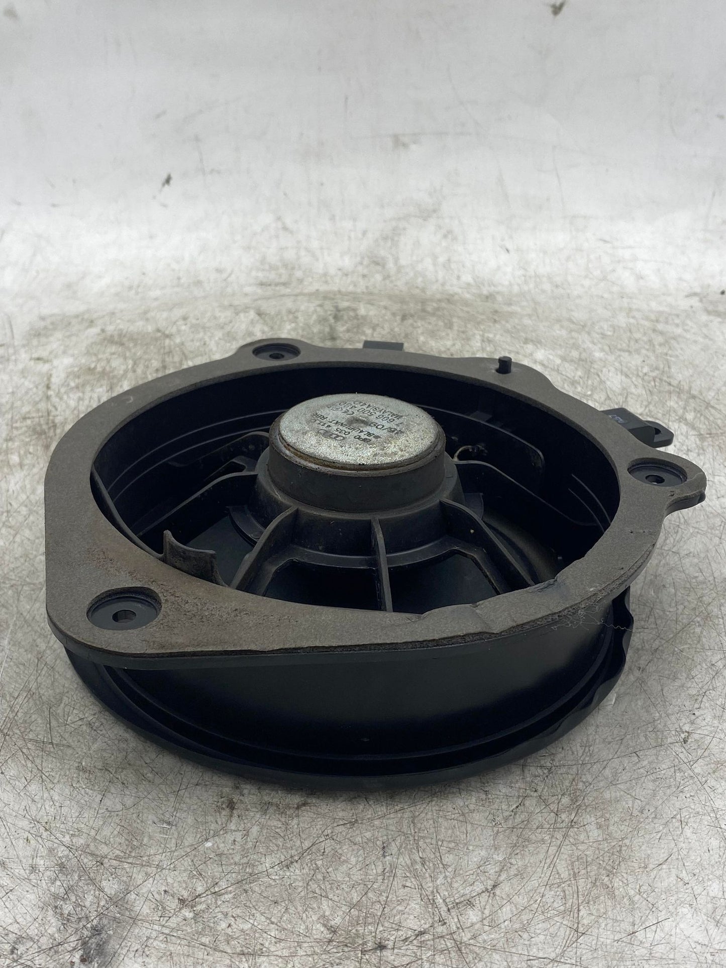 AUDI A3 8P DOOR SPEAKER 8P0035411C