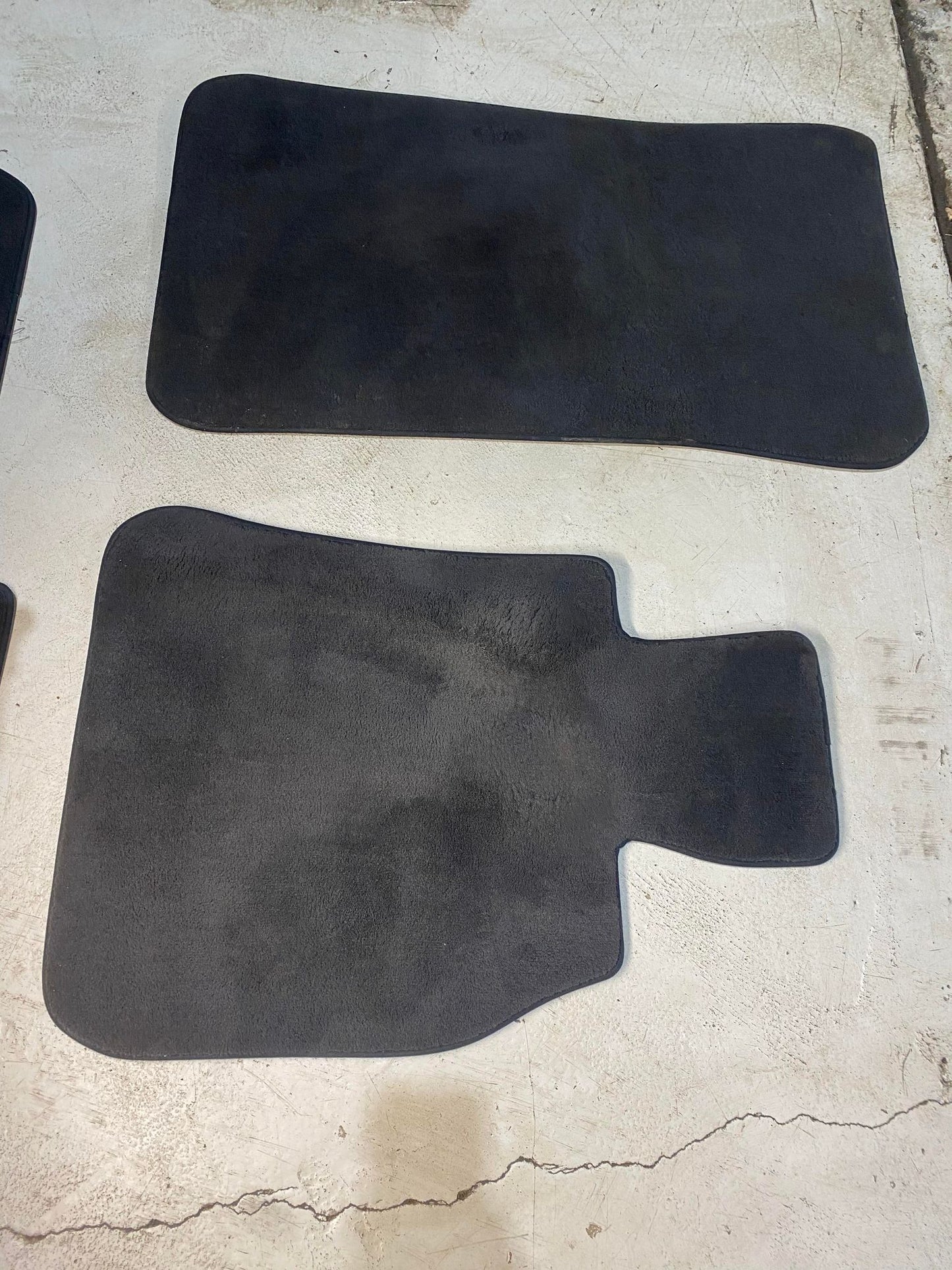 BMW 1 SERIES E82 E87 E88 GENUINE OEM FLOOR MATS BLACK