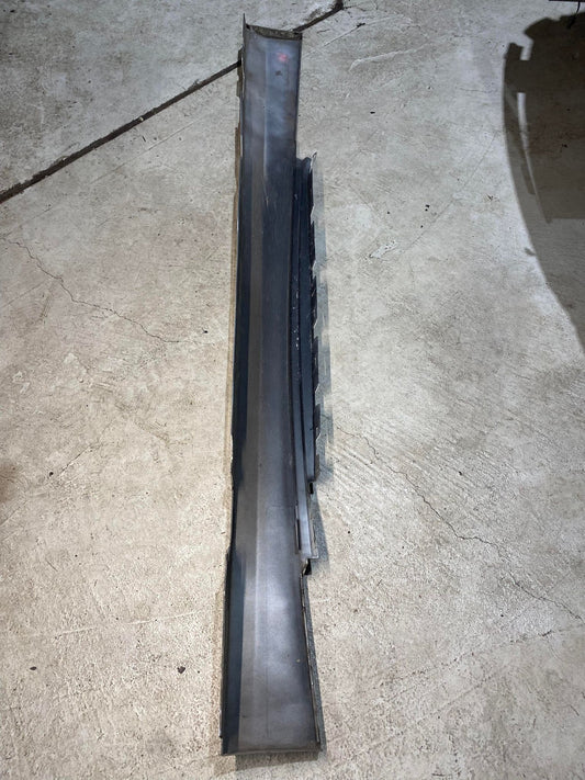 BMW 1 SERIES E82 E88 LEFT NON-SPORT SIDE SKIRT