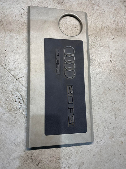 AUDI A3 8P 2.0 FSI ENGING COVER 06F103926