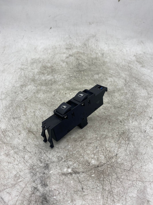 BMW 3 SERIES E46 PASSENGER WINDOW SWITCH 6902176