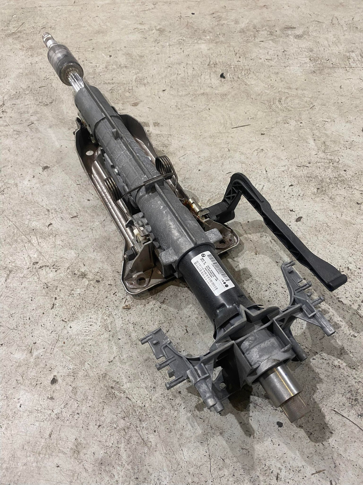 BMW 1 3 SERIES E82 E87 E88 E90 E92 E93 MANUALLY ADJUSTABLE STEERING COLOMN 6786899 - LRI Autoparts