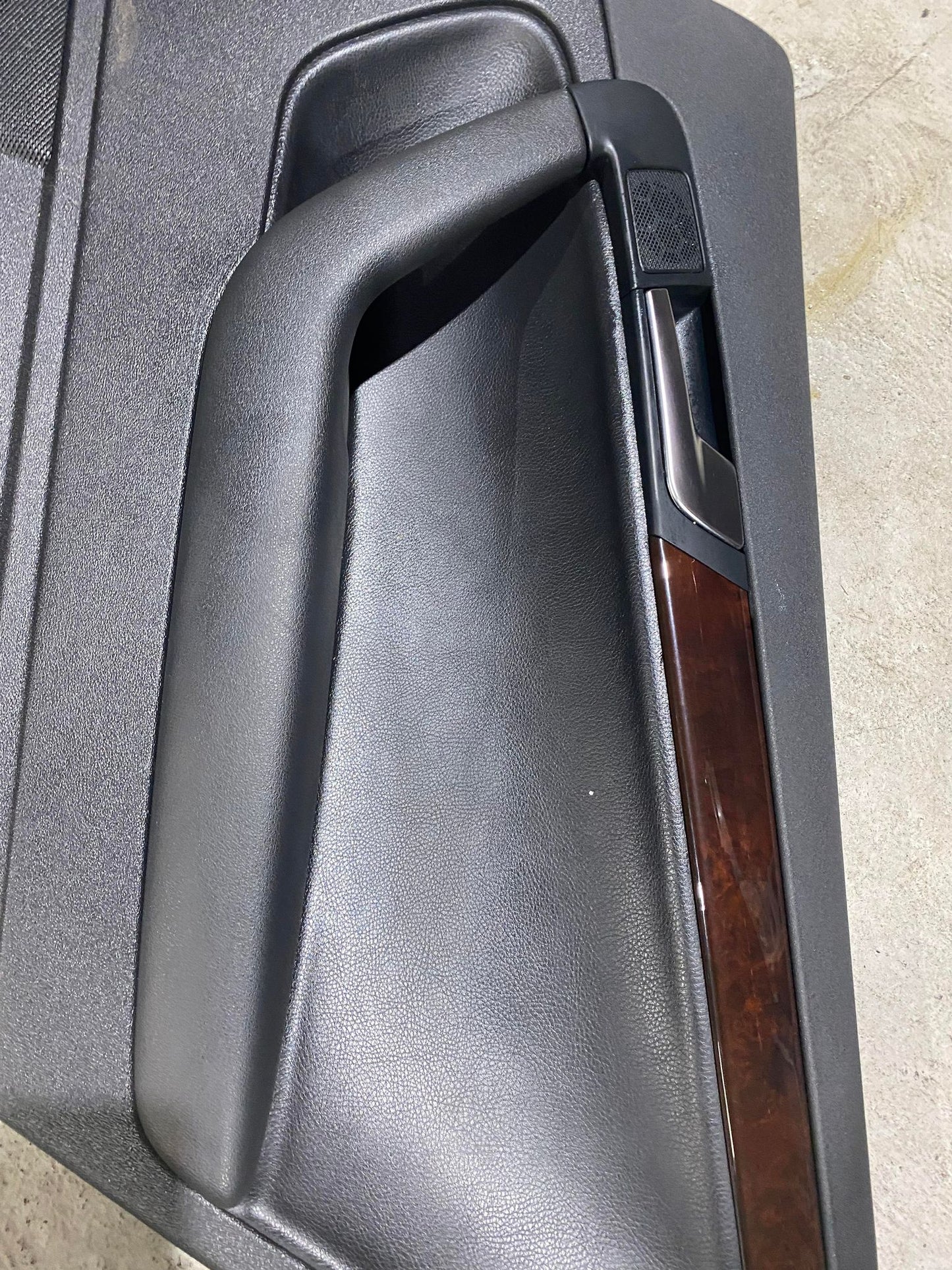 AUDI A3 8P REAR RIGHT DOOR CARD