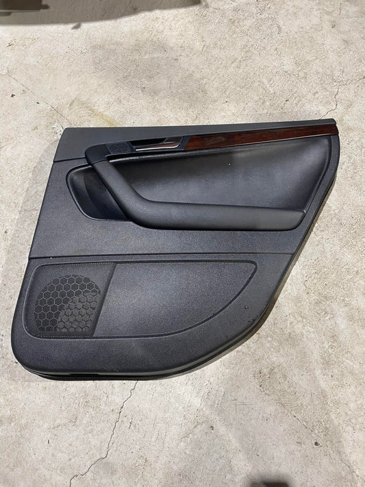 AUDI A3 8P REAR RIGHT DOOR CARD