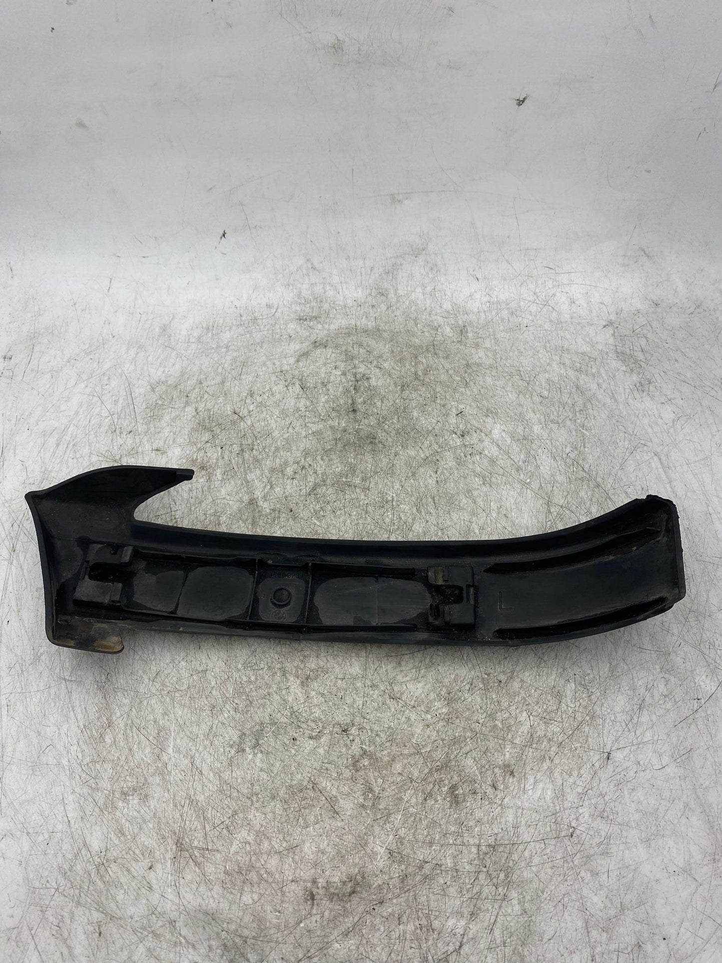 BMW 3 SERIES E30 FRONT LEFT BUMPER PANNEL 1888273