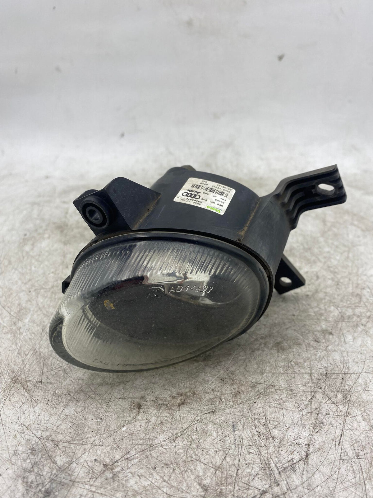 AUDI A3 8P FRONT LEFT FOG LIGHT 8E0941699 - LRI Autoparts
