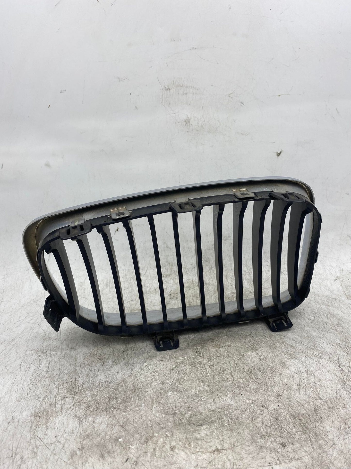 BMW 1 SERIES E82 E88 LHS LEFT SIDE KIDNEY GRILLE BLACK 7179655