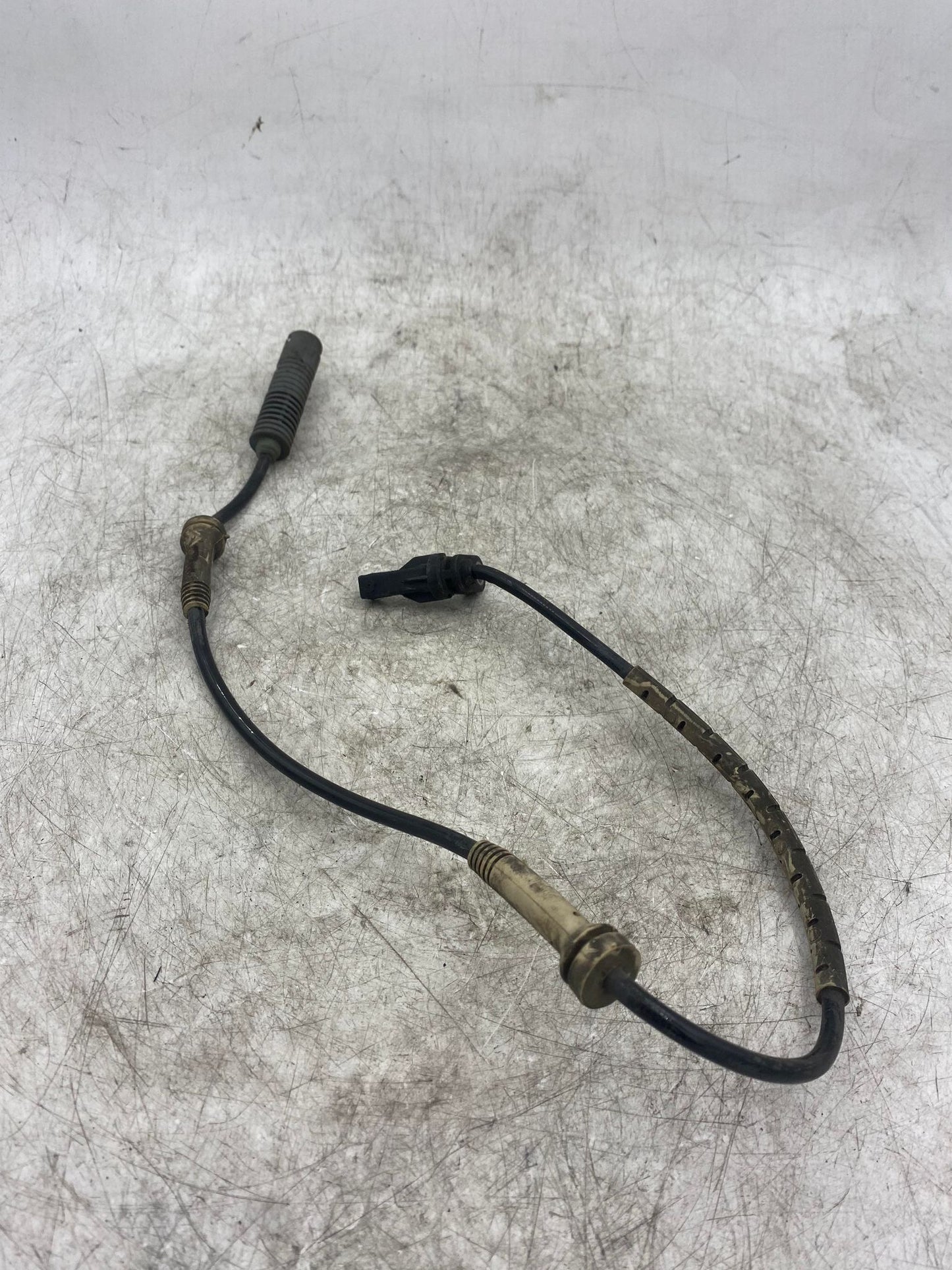 BMW 1 3 SERIES FRONT ABS SPEED SENSOR 6760424