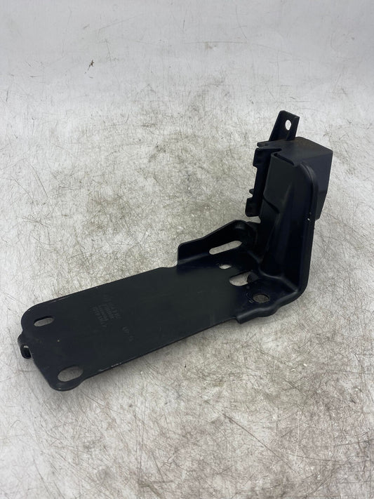 BMW 3 SERIES E90 E92 E93 RADIATOR SUPPORT BRACKETS 711781110 - 7117812 LHS RHS